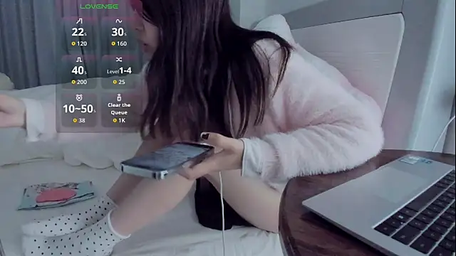 yuanlian66 online show from March 12, 2026, 7:45 am