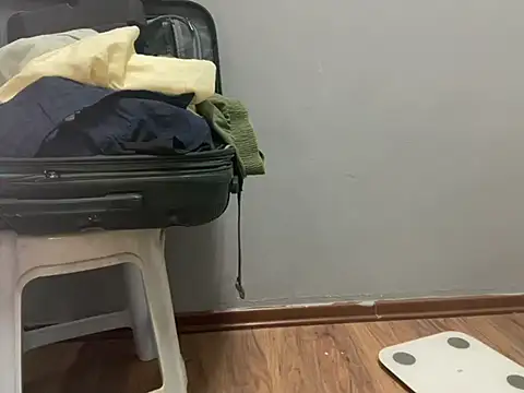 Snapshot of PupperMint_Ruff chatting on March 3, 2026, 2:46 pm PupperMint Ruff online show from March 3, 2026, 2:46 pm