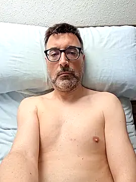 Snapshot of Herren2026 chatting on March 1, 2026, 1:11 pm Herren2026 online show from March 1, 2026, 1:11 pm