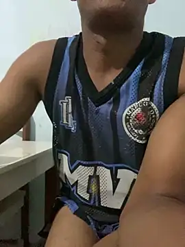 Snapshot of BigBig024 chatting on April 12, 2026, 12:14 am BigBig024 online show from April 12, 2026, 12:14 am