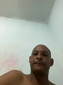 Snapshot of BigBig024 chatting on March 6, 2026, 4:51 am BigBig024 online show from March 6, 2026, 4:51 am