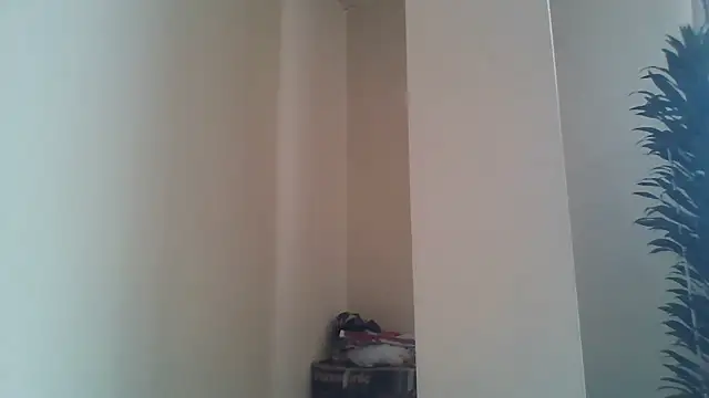 Moonandzukko online show from May 25, 2026, 7:56 pm