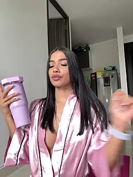 Bella Smithe online show from March 5, 2026, 7:43 pm