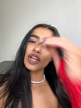 Bella Smithe online show from March 24, 2026, 4:40 pm