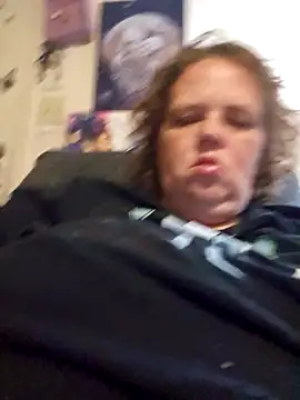 Purplesparkle1 online show from April 4, 2026, 12:45 pm