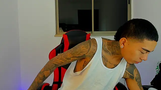 Mnell28 online show from April 13, 2026, 9:02 am