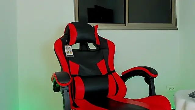 Mnell28 online show from March 19, 2026, 7:30 am