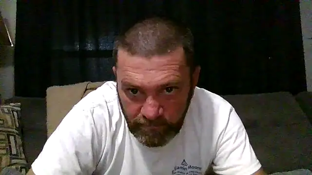 Beaededpainter online show from July 8, 2026, 8:42 pm