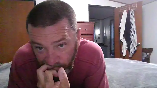 Beaededpainter online show from June 15, 2026, 12:44 am