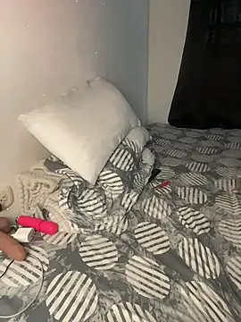 Snapshot of Encore_Angel chatting on March 4, 2026, 1:41 pm Encore Angel online show from March 4, 2026, 1:41 pm