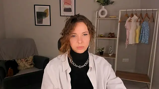 Keily Nimmnez online show from March 12, 2026, 9:57 am