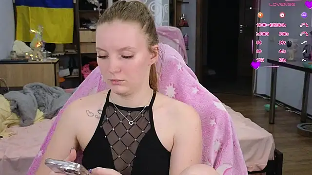 Snapshot of Mary_Blu chatting on February 28, 2026, 6:07 pm Mary Blu online show from February 28, 2026, 6:07 pm