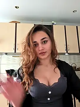 KatarinaHeaven online show from May 8, 2026, 11:03 am