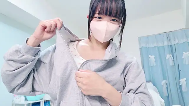 Hime na online show from July 8, 2026, 1:12 pm