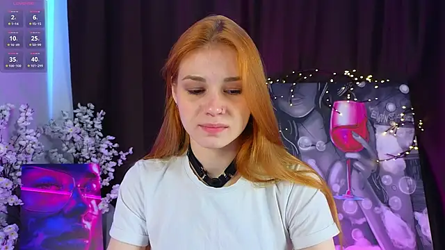 AmyLindsey online show from May 12, 2026, 6:43 am