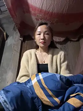 Mimi pussy online show from March 4, 2026, 11:45 pm