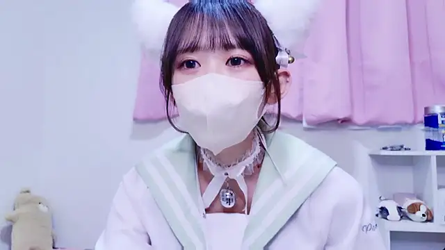 EMIRI 0426 online show from April 16, 2026, 3:02 pm