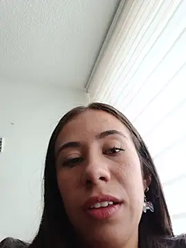 dafneblase online show from May 23, 2026, 12:26 pm