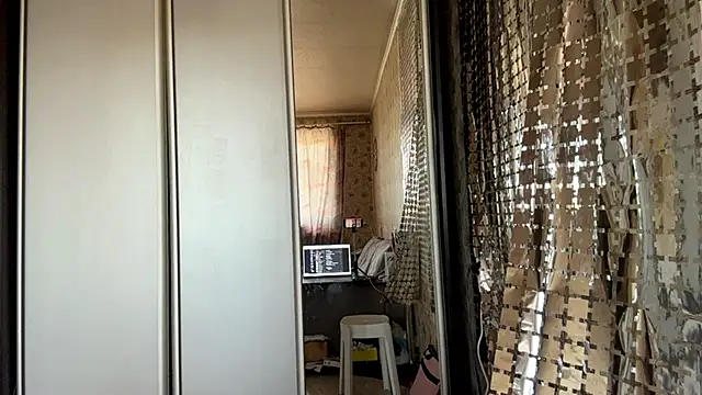 Manabresyne online show from April 21, 2026, 7:26 am