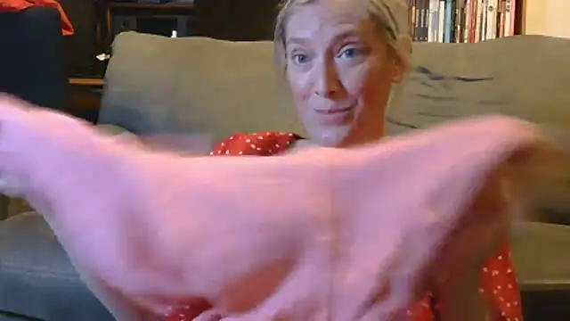 MistyMountains96 online show from June 11, 2026, 3:47 am