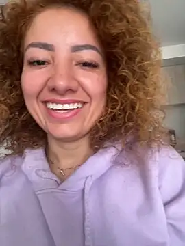 BlossomNicol online show from April 5, 2026, 4:57 pm