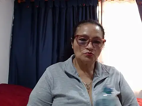  BellaNocturna online show from June 29, 2026, 7:24 pm