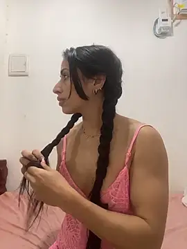 sweetwanda online show from May 27, 2026, 6:15 pm