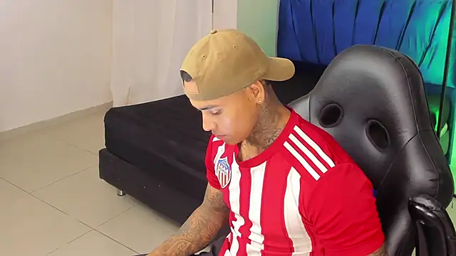 tyler bell  online show from March 20, 2026, 3:18 am