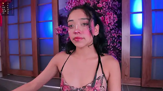 foxy hannah online show from May 1, 2026, 6:02 pm
