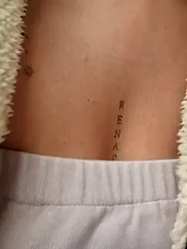 Baby Pink Love online show from March 24, 2026, 4:07 pm