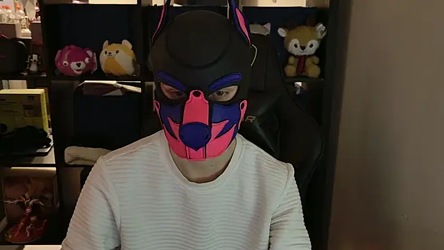 Snapshot of MellPUP chatting on April 15, 2026, 12:53 pm MellPUP online show from April 15, 2026, 12:53 pm