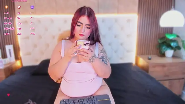 Snapshot of apriilfox chatting on March 4, 2026, 3:14 am apriilfox online show from March 4, 2026, 3:14 am