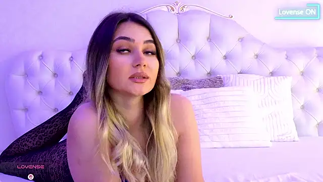 pr1nc3sss online show from March 13, 2026, 5:23 am