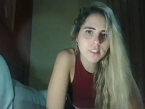 Emilyvuxa online show from March 16, 2026, 7:27 pm