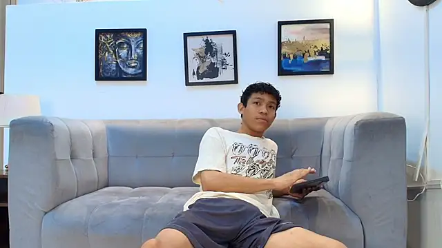 SKINNY BOYXXX online show from April 2, 2026, 7:37 am