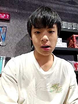 Snapshot of ovo0810 chatting on April 16, 2026, 1:28 am ovo0810 online show from April 16, 2026, 1:28 am