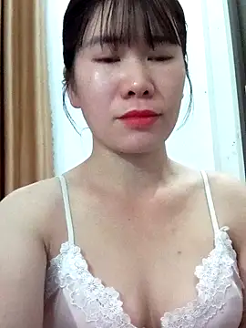Bondgirl 9 online show from May 26, 2026, 7:01 pm