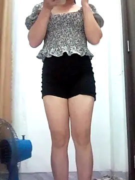 Bondgirl 9 online show from June 4, 2026, 5:28 pm