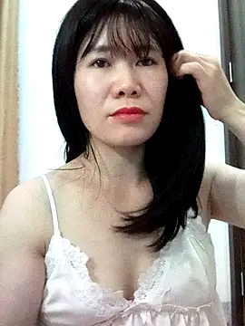 Bondgirl 9 online show from June 7, 2026, 7:08 pm