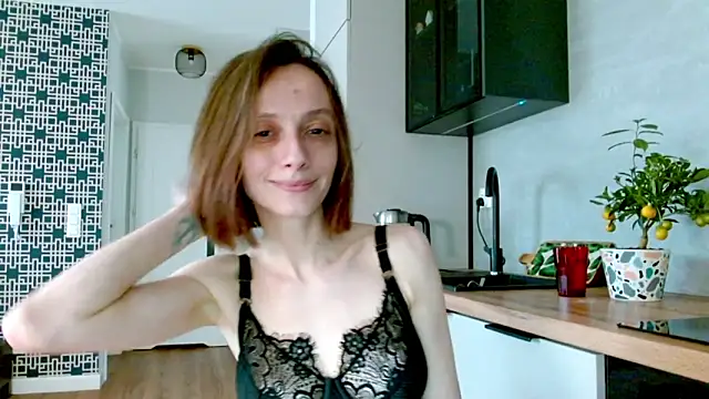 misssweet online show from June 8, 2026, 4:07 pm