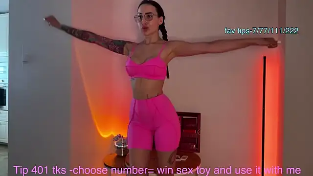 Lilith Lure online show from June 5, 2026, 5:01 am