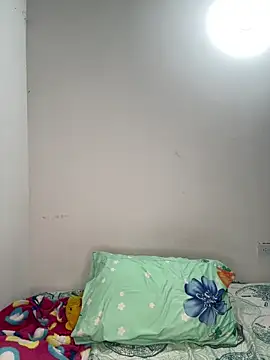 Nicole Cute04 online show from April 11, 2026, 7:45 am