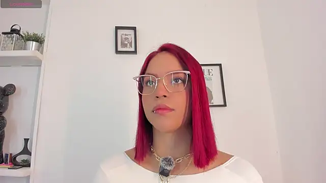 Im Scarlett  online show from March 13, 2026, 7:08 pm