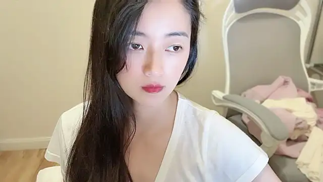 jinxiyao01 online show from May 30, 2026, 2:34 pm