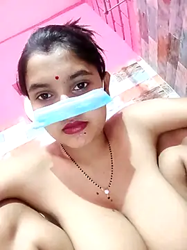 Sexy Sonniyaa online show from April 4, 2026, 8:43 am