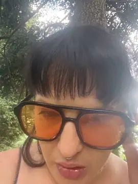 Xlilli69X online show from April 20, 2026, 2:07 pm