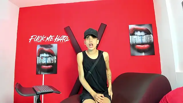 SKYN MAN online show from March 24, 2026, 1:49 am