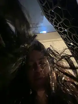 Geovana blan online show from March 22, 2026, 3:35 pm