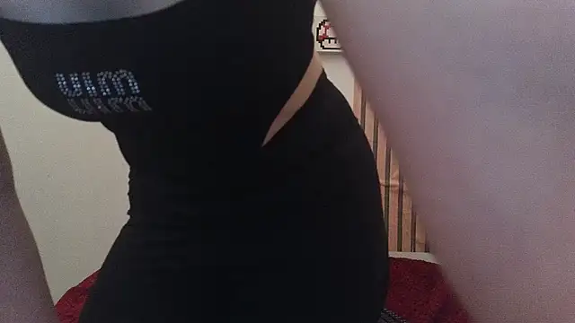 Caroline hernandes online show from April 10, 2026, 12:45 pm