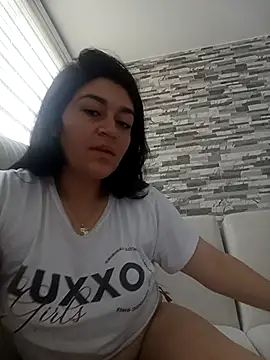 sckarlet1 online show from April 3, 2026, 4:13 pm